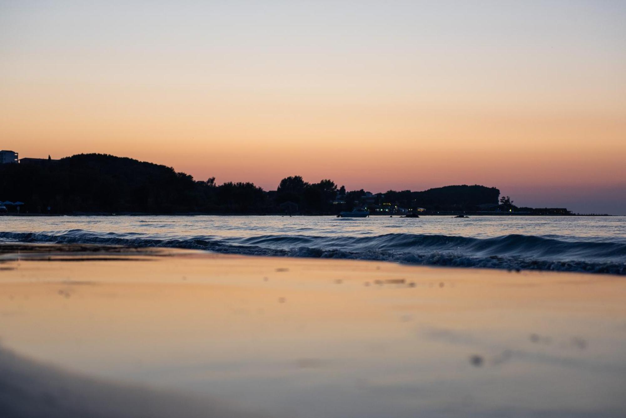 Aphrodite Beach Hotel Corfu Róda Kültér fotó